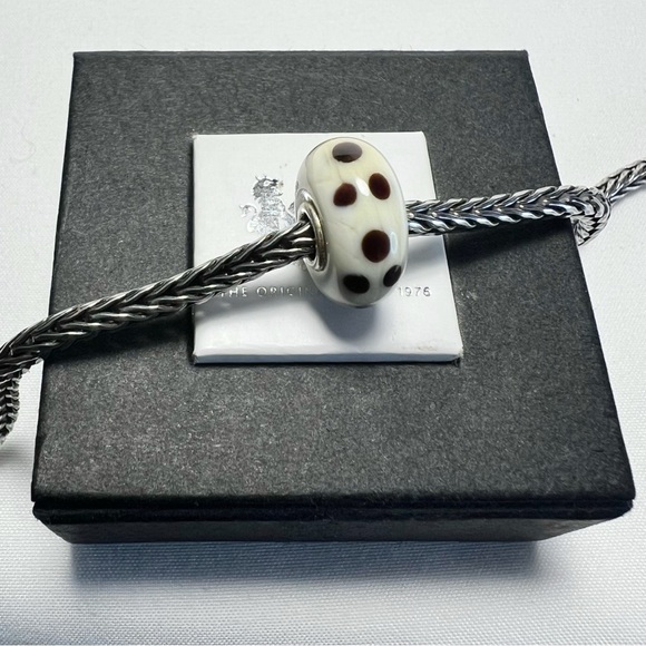 Trollbeads Brown Dot Bead - Picture 1 of 3